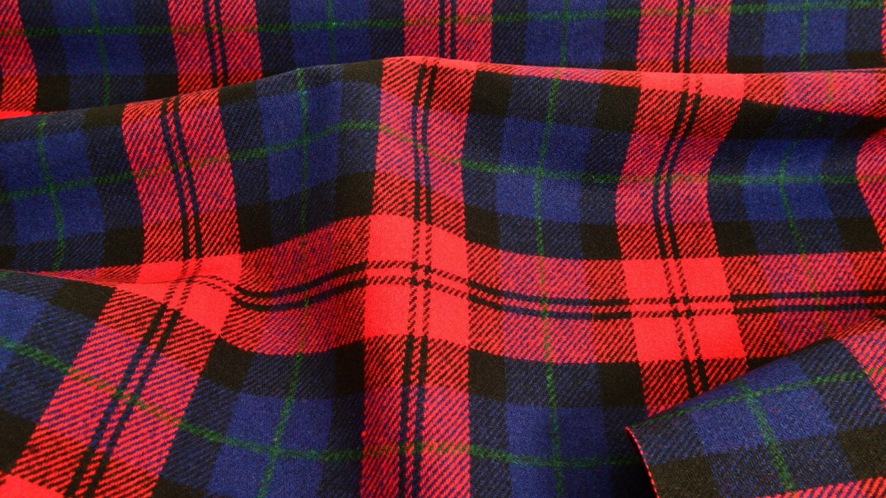 Tartan fabric red/blue (McLaughlan), Historic Fabrics, 2025, Porsche AG