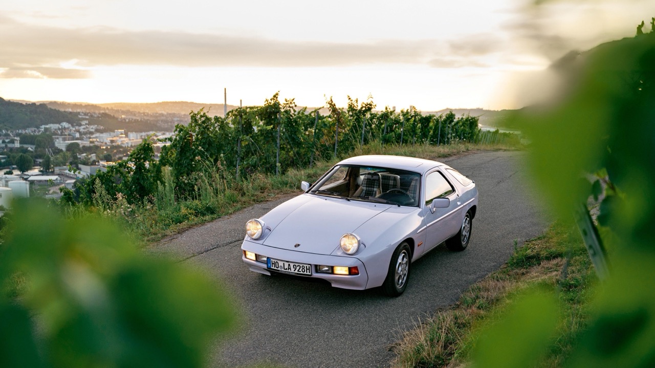928, 2025, Porsche AG © 2026 Dr. Ing. h.c. F. Porsche AG